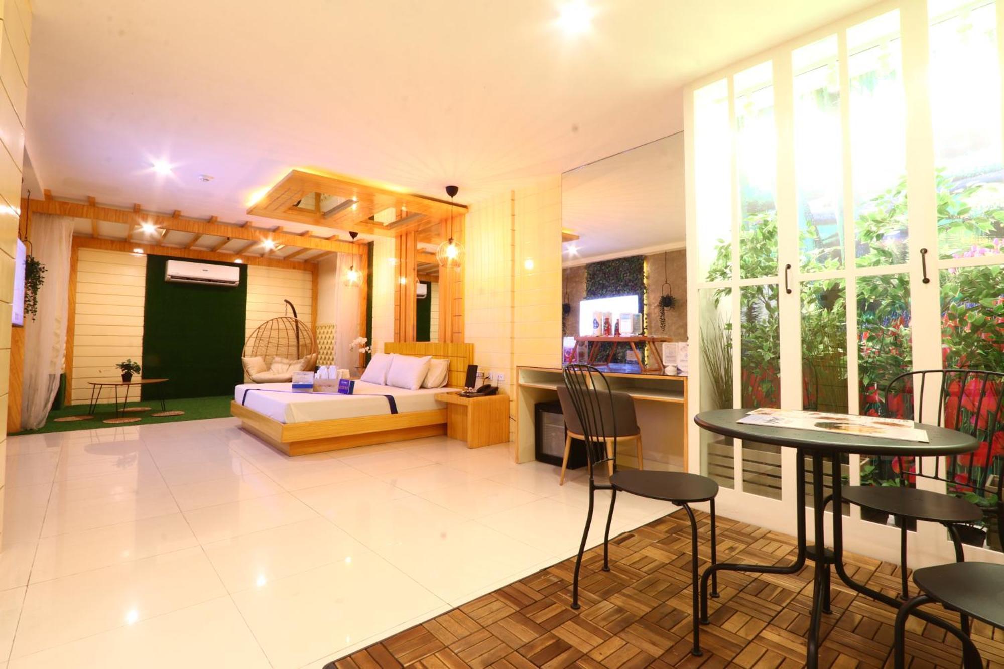 Hotel Dreamworld East Ortigas Pasig City Esterno foto