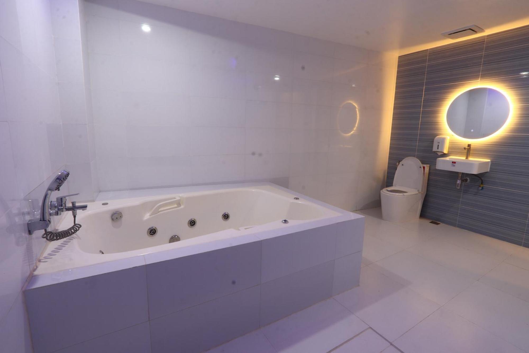Hotel Dreamworld East Ortigas Pasig City Esterno foto